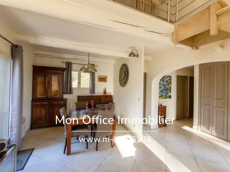 House Lambesc - 3 bedrooms - 107m²