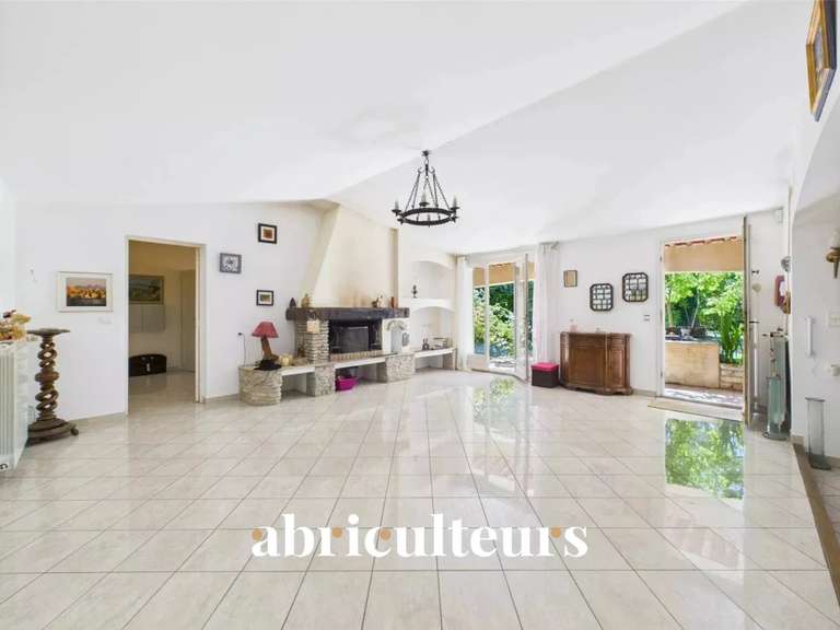 Maison Lambesc - 4 chambres - 155m²