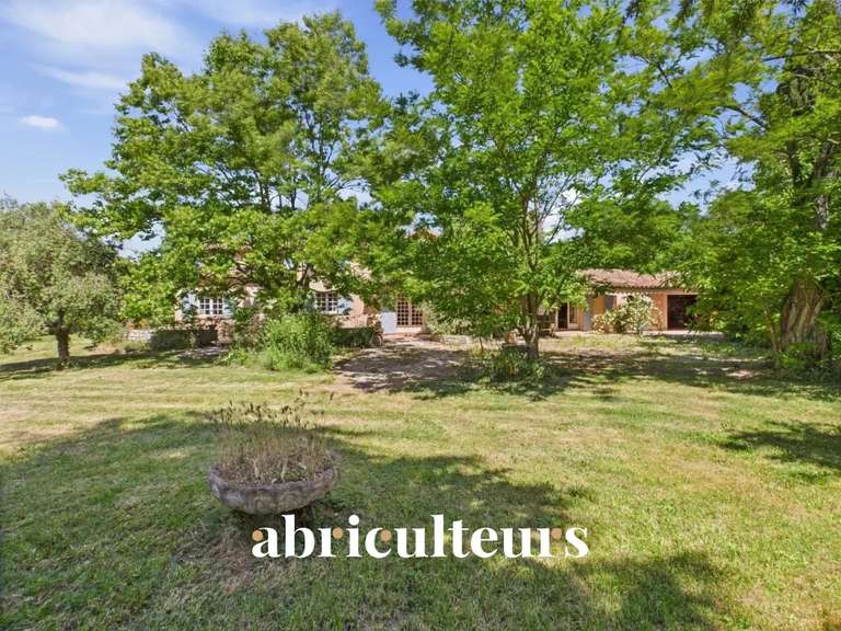 Maison Lambesc - 4 chambres - 155m²