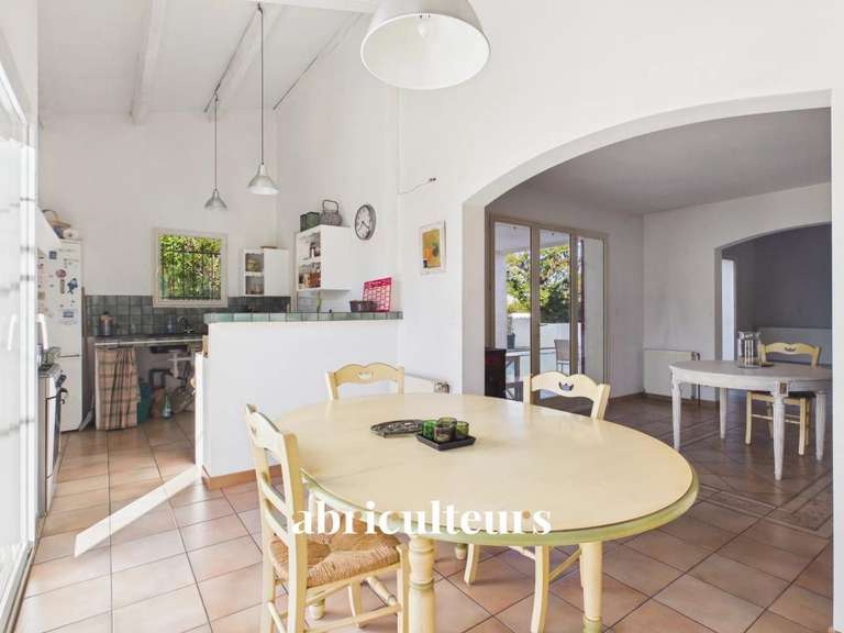 Maison Lambesc - 5 chambres - 170m²