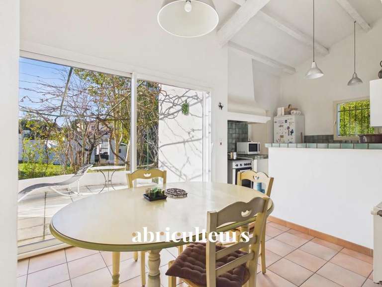 Maison Lambesc - 5 chambres - 170m²