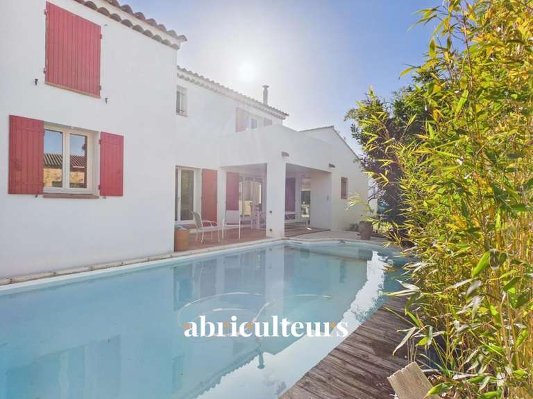 Maison Lambesc - 5 chambres - 170m²