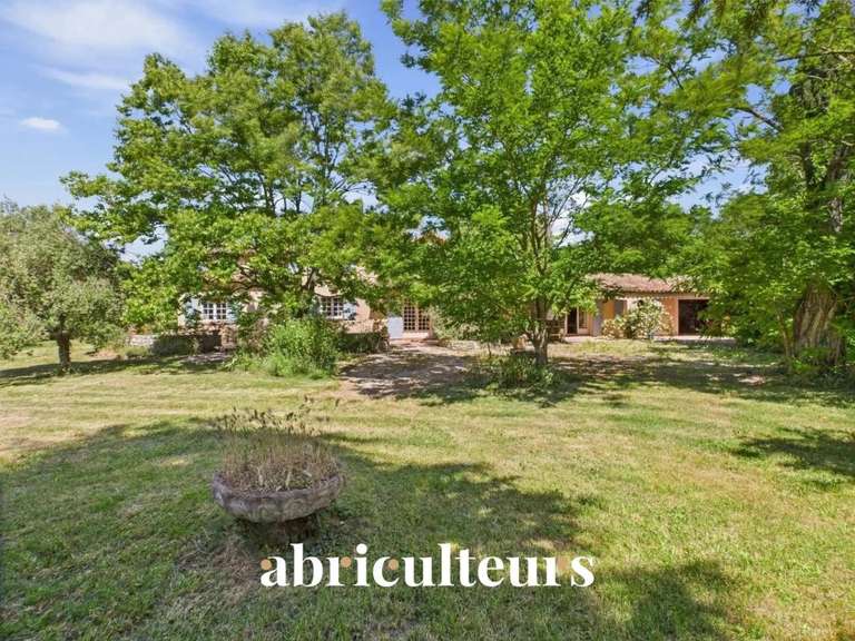 Maison Lambesc - 4 chambres - 155m²