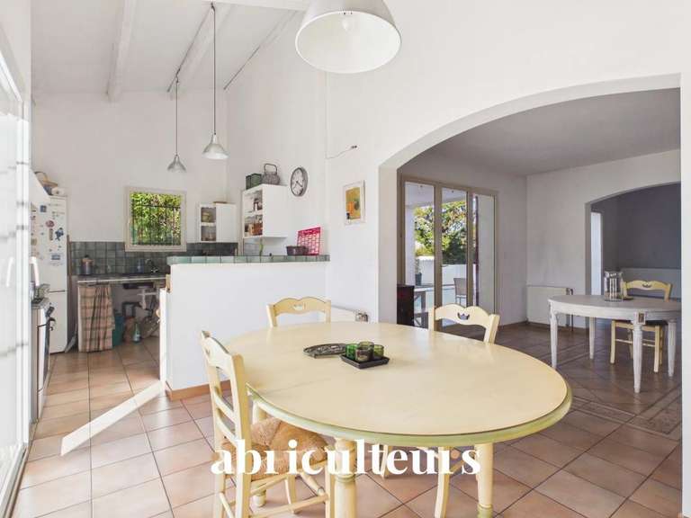 Maison Lambesc - 5 chambres - 170m²