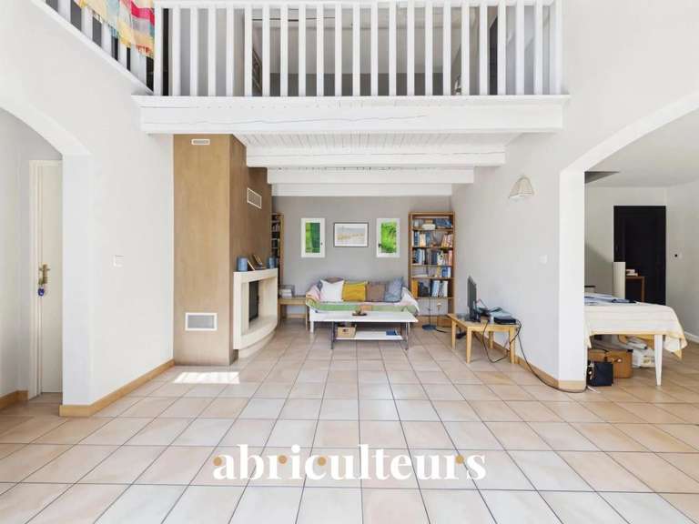 Maison Lambesc - 5 chambres - 170m²