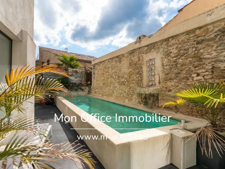 Maison Lambesc - 3 chambres - 280m²