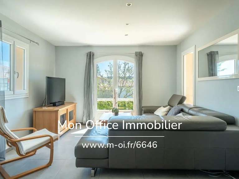 Maison Lambesc - 4 chambres - 110m²