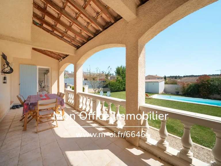 Maison Lambesc - 4 chambres - 110m²