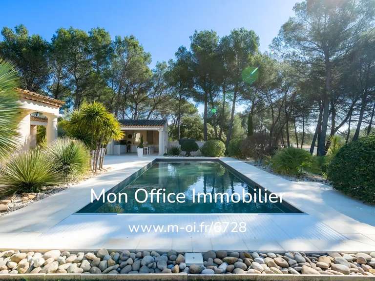 Propriété Lambesc - 8 chambres - 307m²