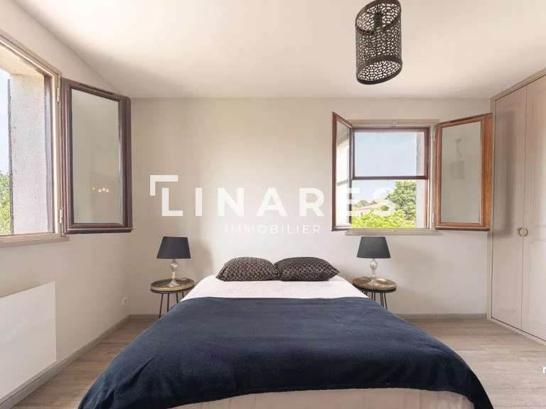 Villa Lambesc - 4 chambres - 141m²