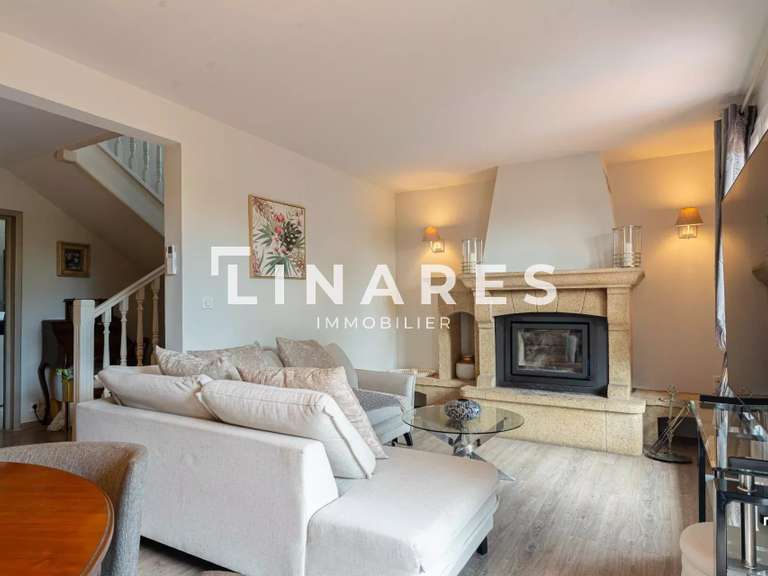 Villa Lambesc - 4 chambres - 141m²