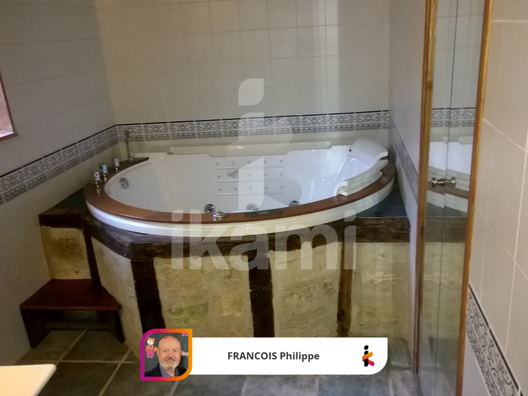 Maison Lamonzie-Montastruc - 4 chambres - 204m²