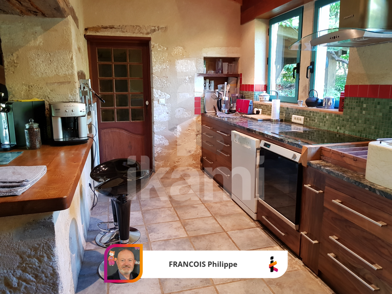 Maison Lamonzie-Montastruc - 4 chambres - 204m²