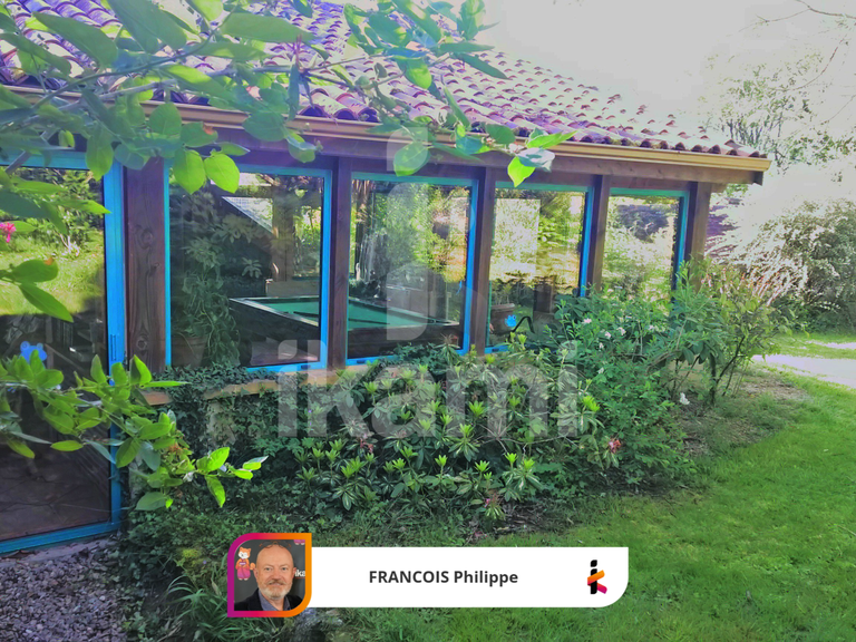 Maison Lamonzie-Montastruc - 4 chambres - 204m²