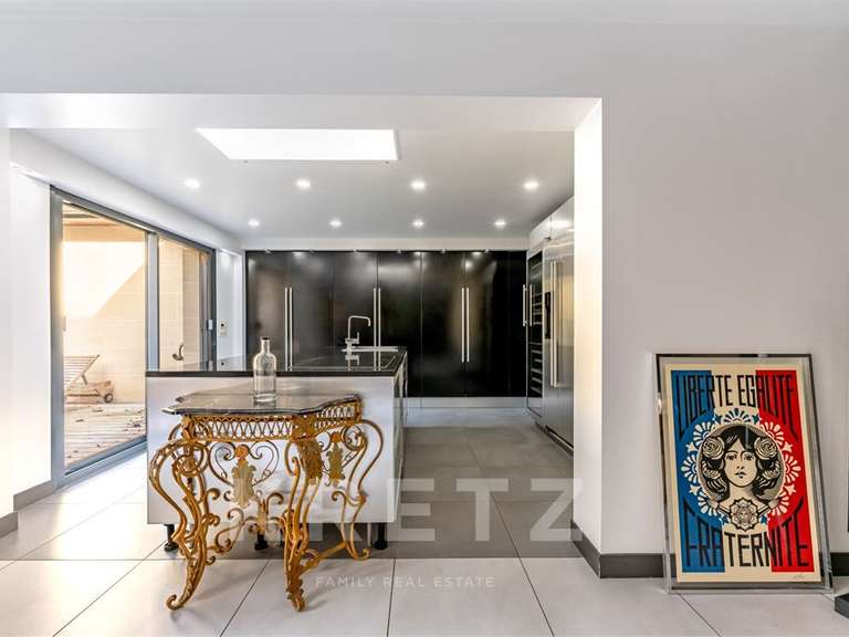 Maison Lamorlaye - 6 chambres - 420m²