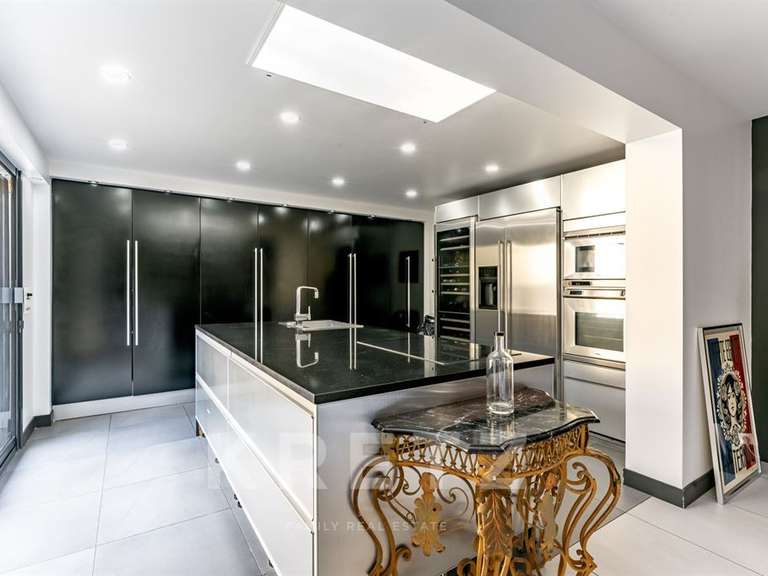 Maison Lamorlaye - 6 chambres - 420m²