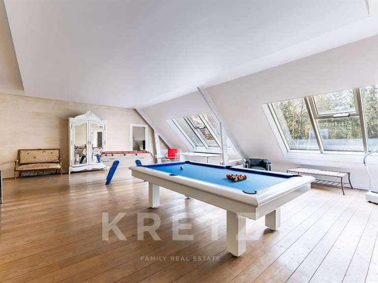 Maison Lamorlaye - 6 chambres - 420m²