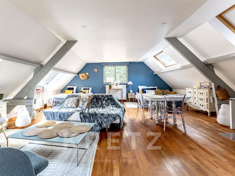 Maison Lamorlaye - 6 chambres - 420m²
