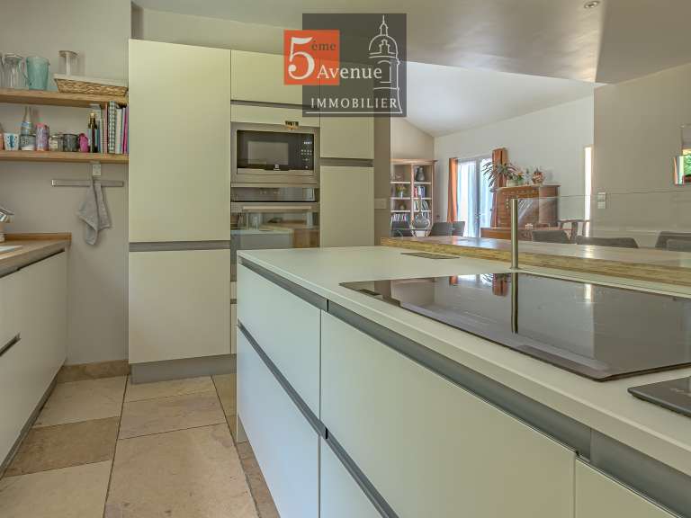 House Lamorlaye - 6 bedrooms - 212m²