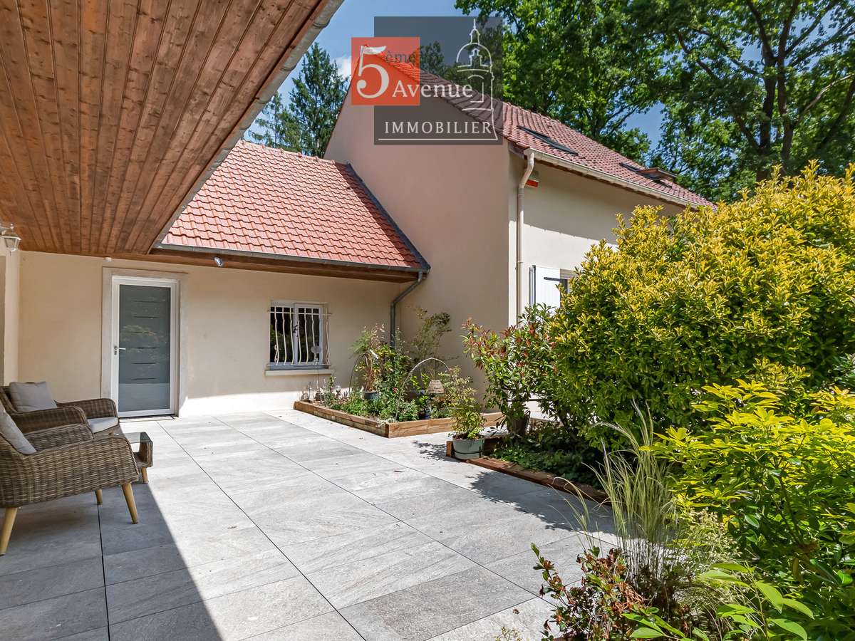 House Lamorlaye