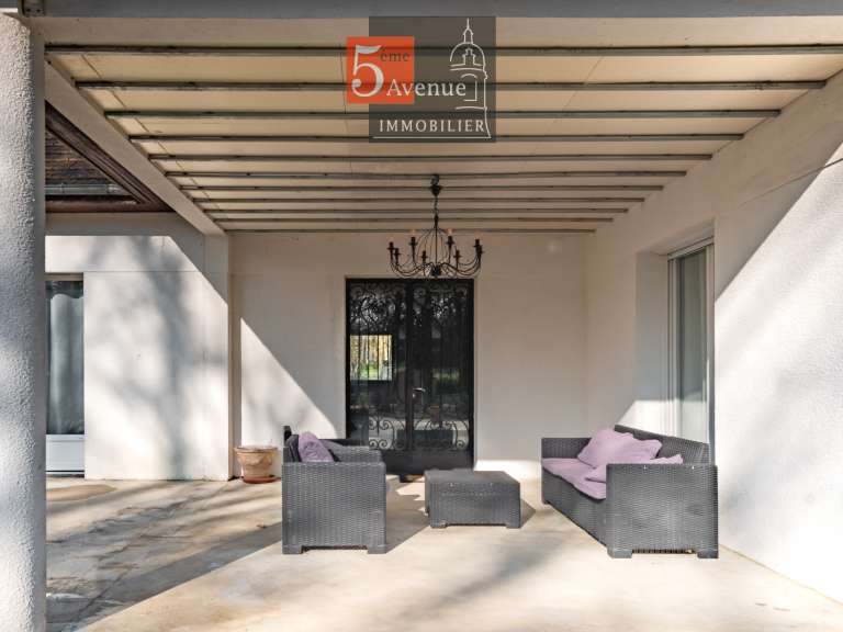 House Lamorlaye - 7 bedrooms - 450m²