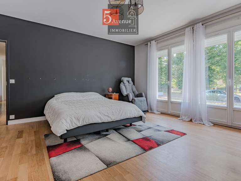 House Lamorlaye - 7 bedrooms - 450m²