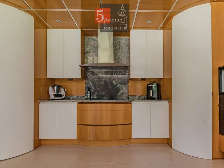 House Lamorlaye - 6 bedrooms - 400m²