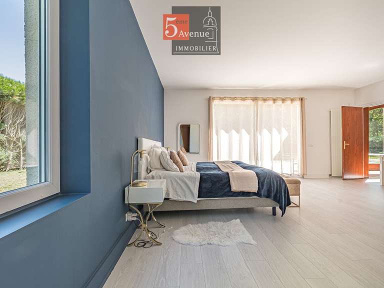 House Lamorlaye - 6 bedrooms - 400m²