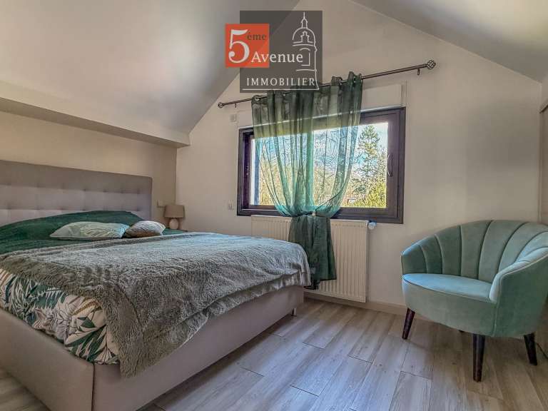 House Lamorlaye - 5 bedrooms - 260m²