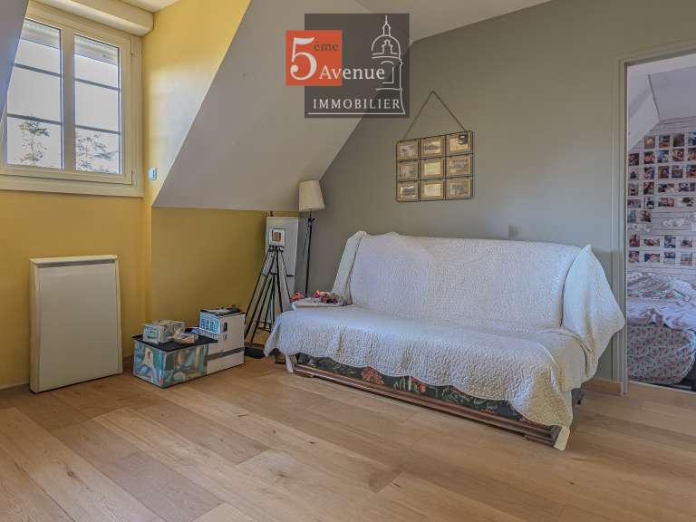 House Lamorlaye - 5 bedrooms - 160m²