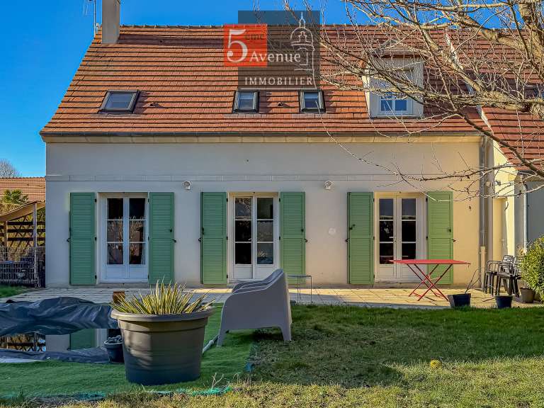 House Lamorlaye - 5 bedrooms - 160m²