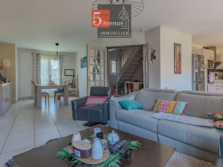 House Lamorlaye - 5 bedrooms - 160m²