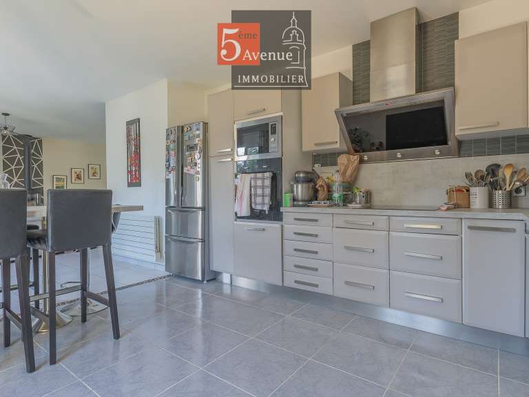 House Lamorlaye - 5 bedrooms - 160m²