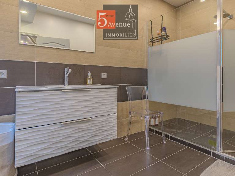 Maison Lamorlaye - 6 chambres - 400m²