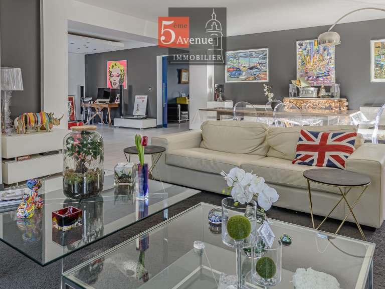 Maison Lamorlaye - 6 chambres - 400m²