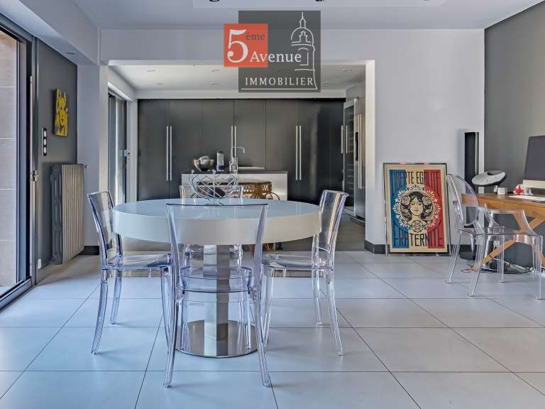 Maison Lamorlaye - 6 chambres - 400m²