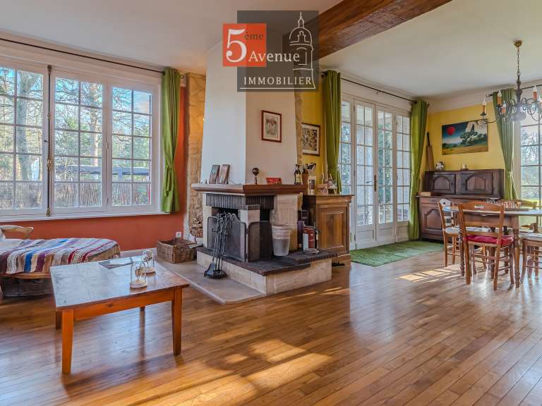 Maison Lamorlaye - 5 chambres - 164m²