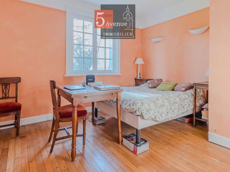 Maison Lamorlaye - 5 chambres - 164m²