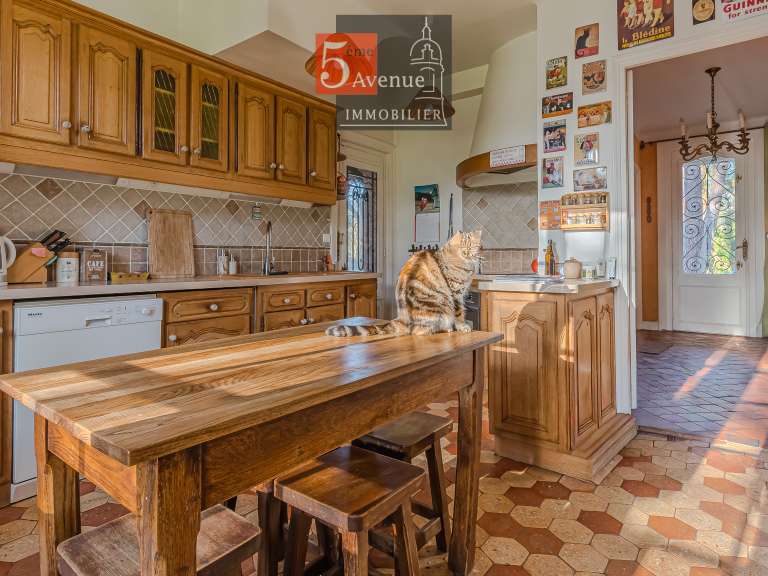 Maison Lamorlaye - 5 chambres - 164m²