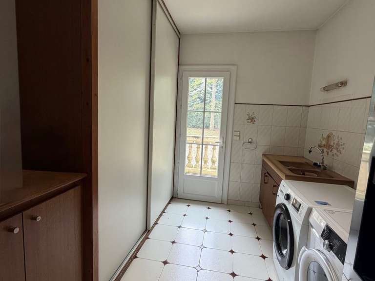 House Lamorlaye - 5 bedrooms - 320m²