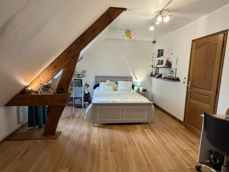 House Lamorlaye - 5 bedrooms - 320m²