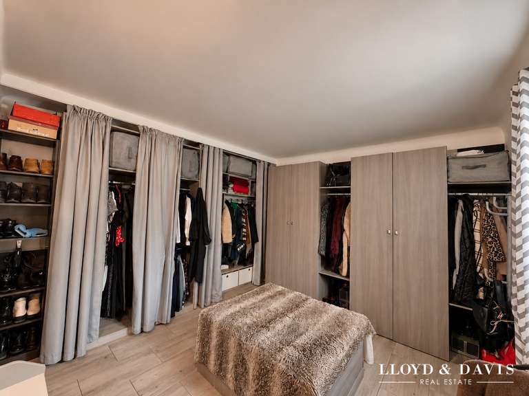 Maison Lamorlaye - 5 chambres - 267m²