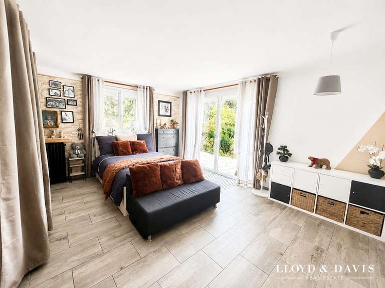 Maison Lamorlaye - 5 chambres - 267m²