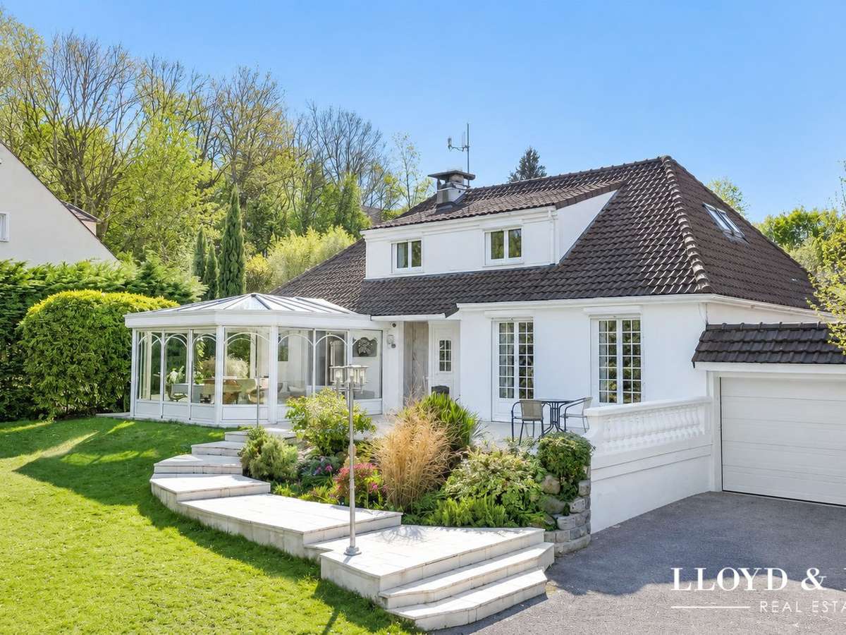 House Lamorlaye