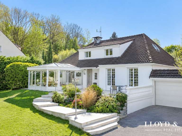 House Lamorlaye - 6 bedrooms - 185m²