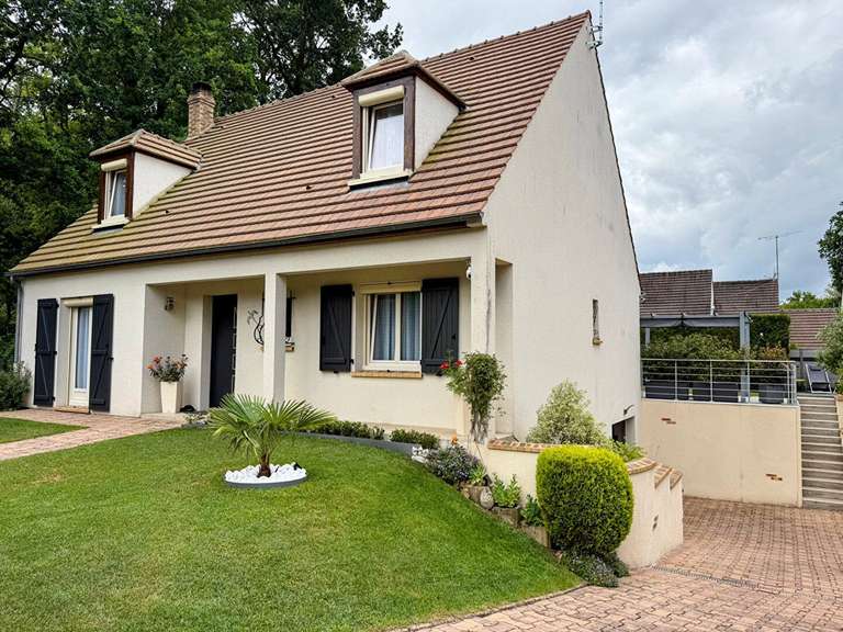 Maison Lamorlaye - 4 chambres - 165m²