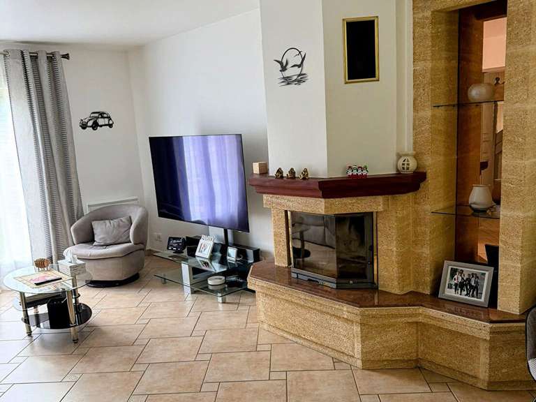 Maison Lamorlaye - 4 chambres - 165m²