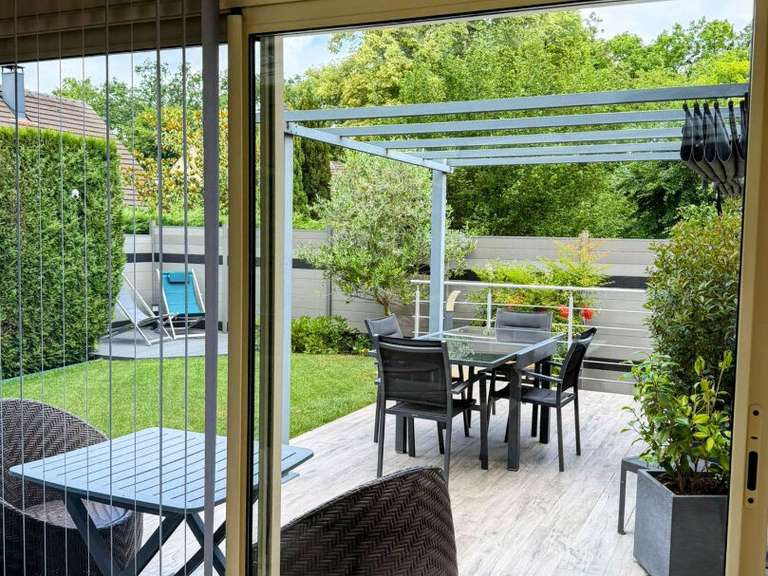 Maison Lamorlaye - 4 chambres - 165m²