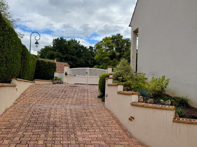 Maison Lamorlaye - 4 chambres - 165m²