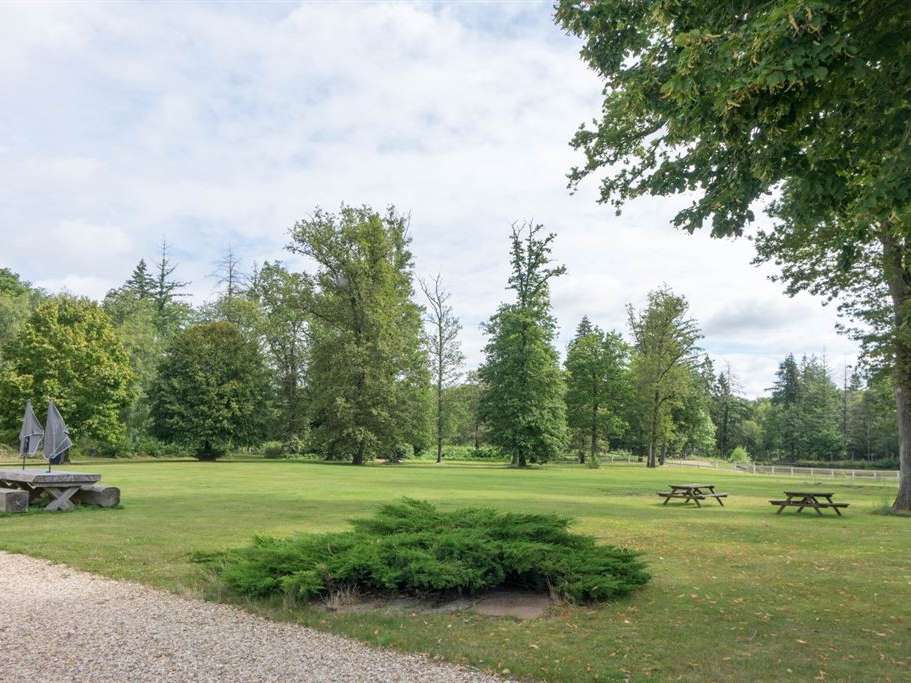 House Lamotte-Beuvron